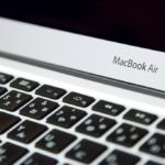 MacBook Airが突然起動不能に!修理にかかった高額費用の話など。